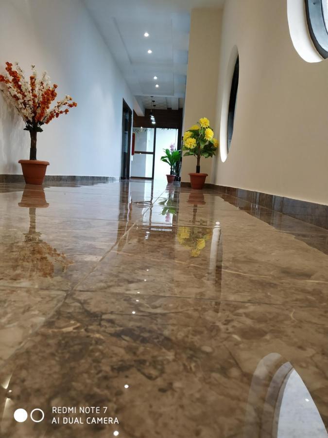 Hotel Krishna Palace Ānand Eksteriør bilde