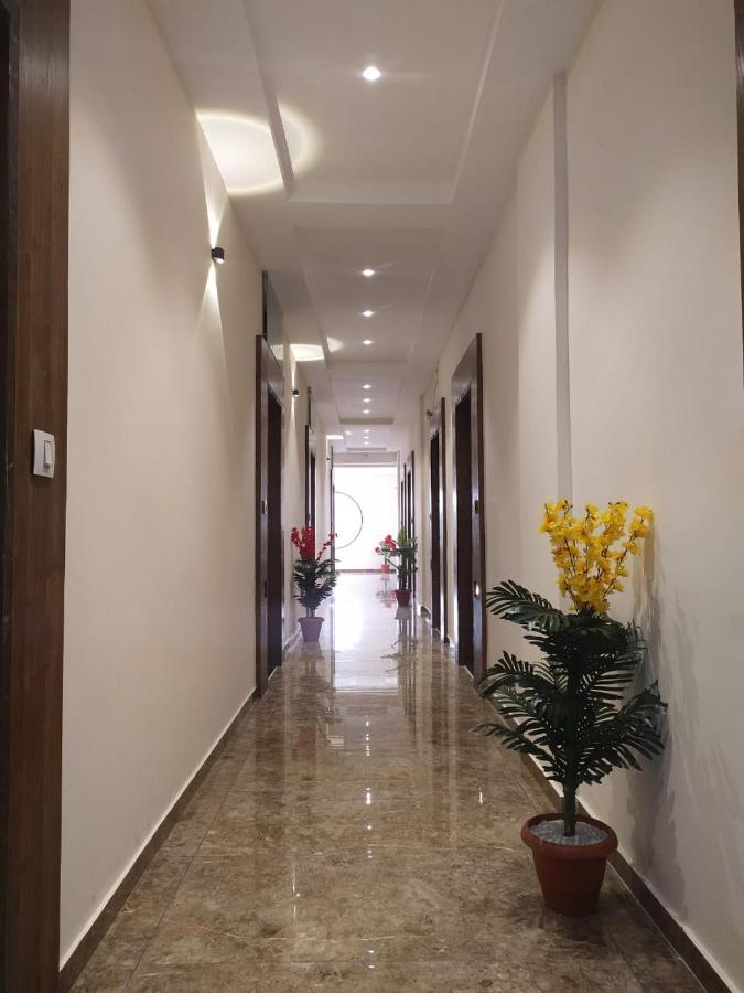 Hotel Krishna Palace Ānand Eksteriør bilde